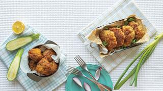 קציצות עוף וקציצות זוקיני וירקות