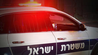 רכב התפוצץ בכביש 4, גבר מחוסר הכרה