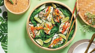 דג מאודה עם ירקות ברוטב חמוץ־מתוק 