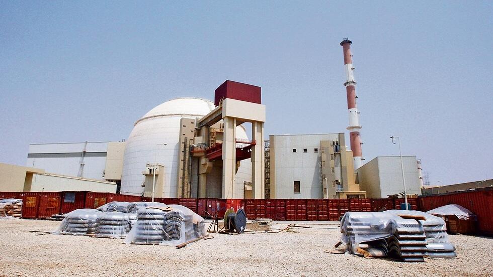 Russia built Iran's Bushehr nuclear power plant (Photo: AP) תחנת הכוח הגרעינית בבושהר