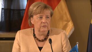 ישיבת ממשלה בהשתתפות קנצלרית גרמניה אנגלה מרקל