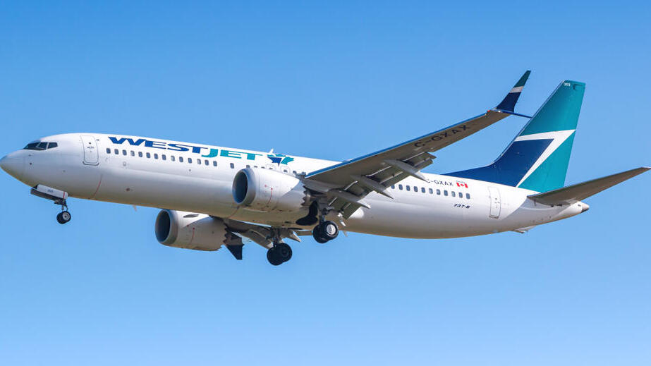 מטוס בואינג 737 של חברת ווסטג'ט