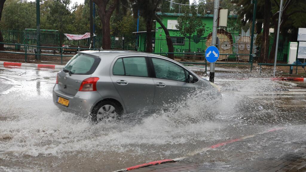 תיעוד מההצפות ברחבי תל אביב