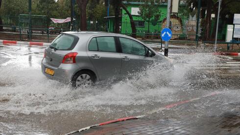 תיעוד מההצפות ברחבי תל אביב