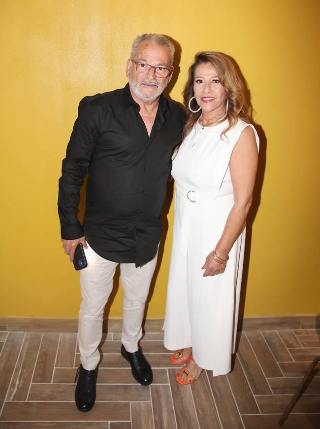 יחזרו בקרוב לארץ? יעקב וחני בוזגלו (צילום: אור גפן) יחזרו בקרוב לארץ? יעקב וחני בוזגלו