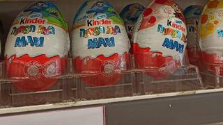 ביצי קינדר בסניף שופרסל בת"א