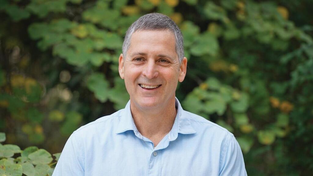 שרון קוצר ברא צמחים