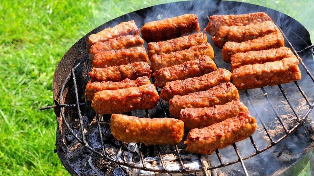 Кебаб (Фото: Shutterstock) קבב על האש