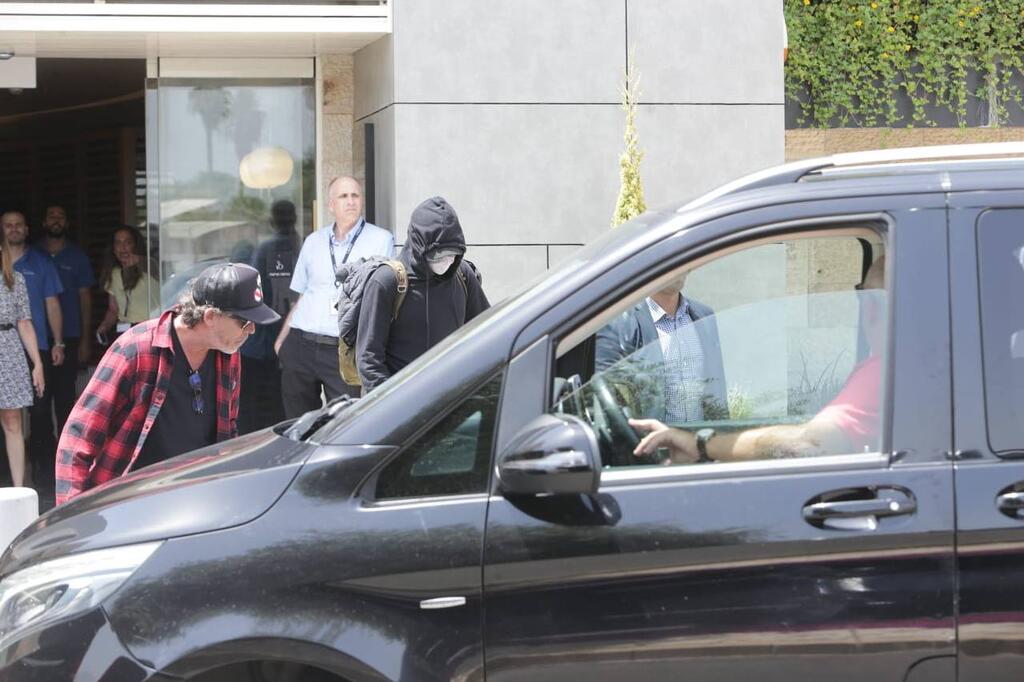 פפראצי ליאונרדו דיקפריו