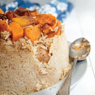 מקלובה עם עוף וירקות כתומים