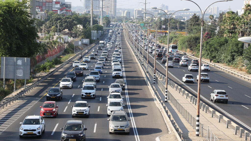 בעקבות חוק המטרו - יצאנו לדבר עם אנשים התקועים בפקקי ענק