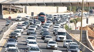 פקקים בגשר השלום כביש 1