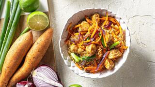 עוף ובטטה עם קינוא