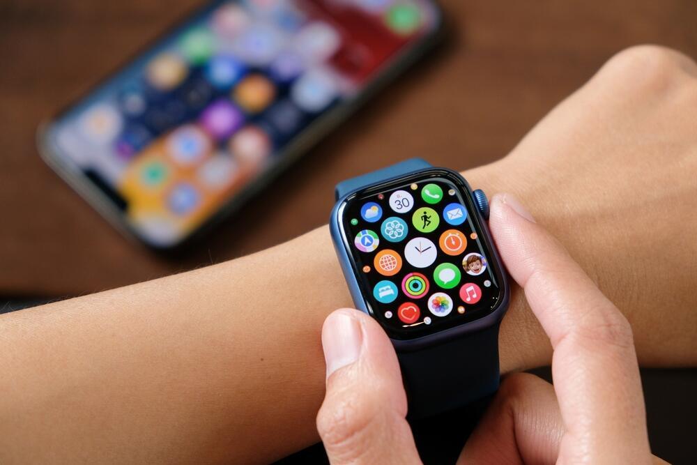 Apple Watch (Photo: Shutterstock) אפל ווטש סדרה 7