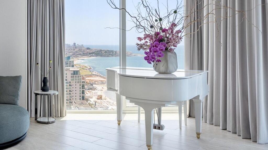 David Kempinski Tel Aviv suite (Photo: Sivan Askayo) מלון קמפינסקי, תל אביב