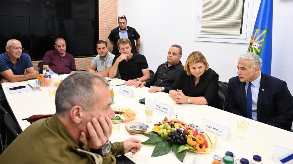 ביקורם של ראש הממשלה יאיר לפיד ושרת הכלכלה אורנה ברביבאי בשדרות