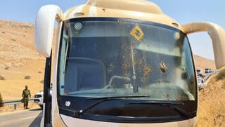 תיעוד מזירת פיגוע הירי על האוטובוס בבקעת הירדן
