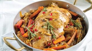 חזה הודו ברוטב רימונים וירקות