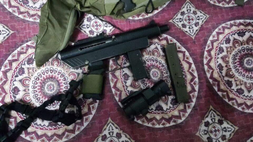 הציוד שנתפס בפשיטה בג'נין