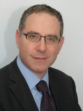 פרופסור אייל זיסר