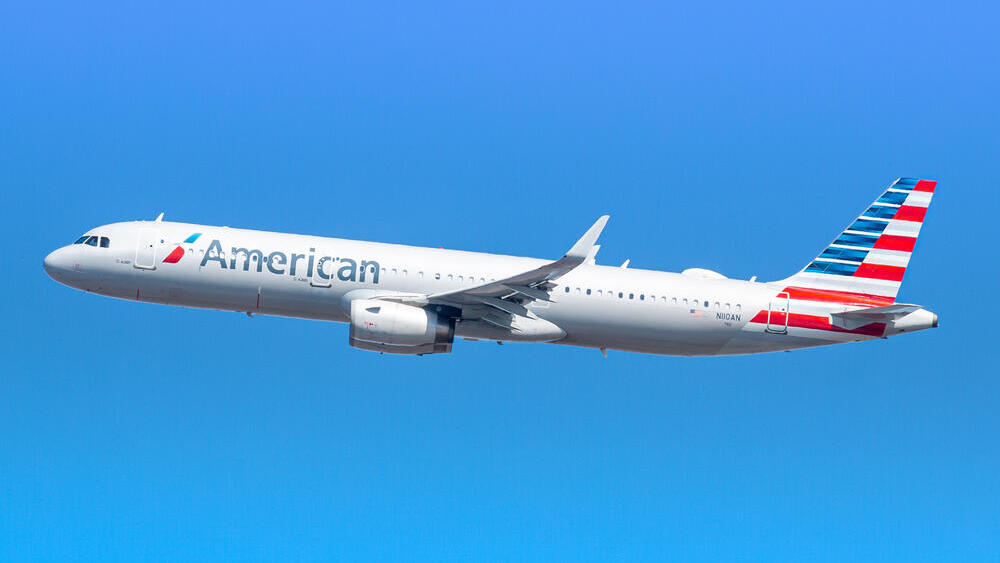 איירבוס A321 של חברת אמריקן איירליינס