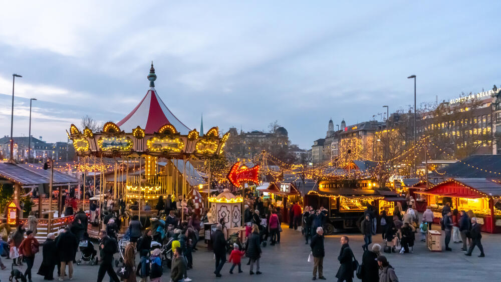 Christmas market in Zurich (Photo: shutterstock) שוק כריסמס בציריך