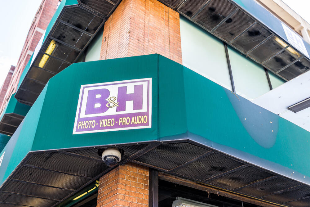 חנות B&H בניו יורק