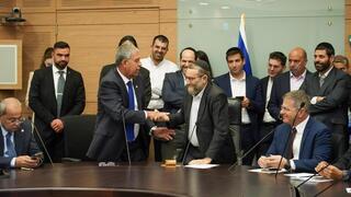 ועדת הכספים משה גפני