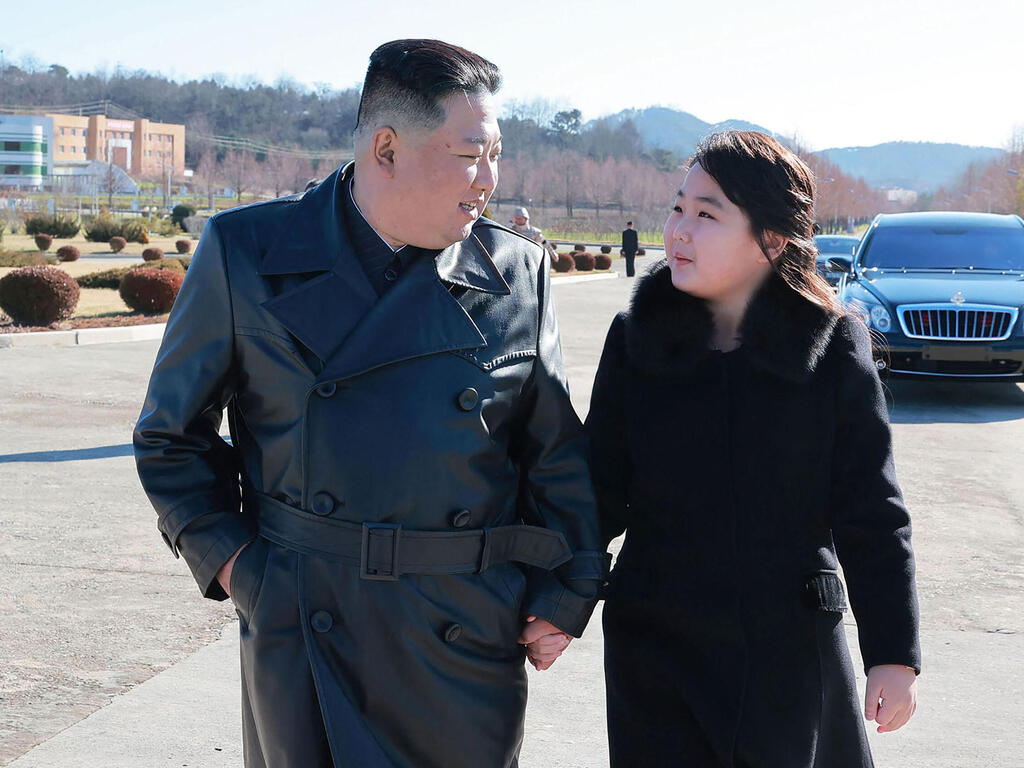 בתו של שליט צפון קוריאה קים ג'ונג און שוב מתלווה אליו בציבור
