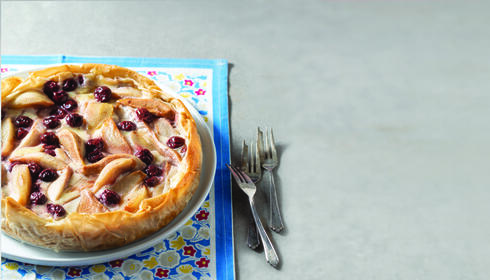 פאי אגסים ודובדבנים