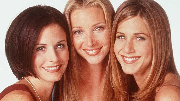 ליסה קודרו, ג'ניפר אניסטון וקורטני קוקס