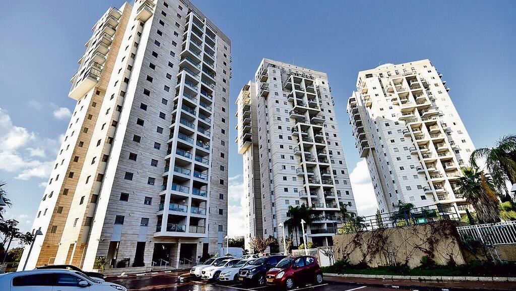 Жилье в Израиле (Фото: Коби Куанкес) נווה יהודה, רחובות