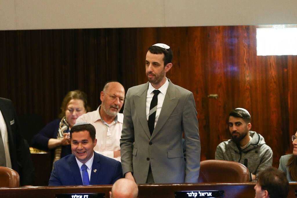 Likud lawmaker Ariel Kallner (Photo: Alex Kolomoisky) אריאל קלנר במליאת הכנסת
