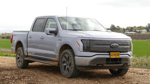 פורד F150 לייטנינג