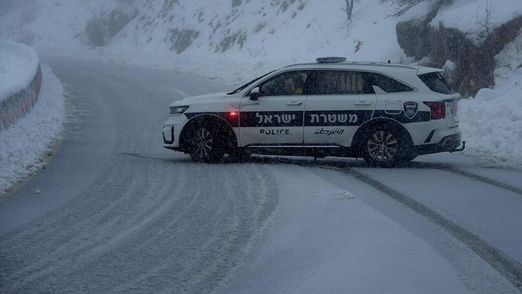 Snow in northern Israel (Photo: Israel Police) שוטרים בפעילות בצפון הגולן