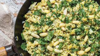 מג'דרה של פריקה, אורז ושעועית לבנה 