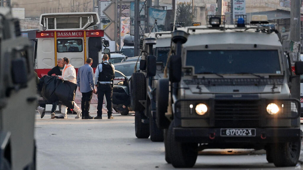 כוחות צה"ל במחסום חווארה