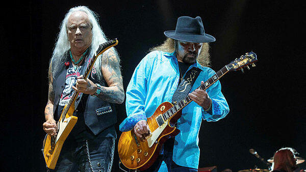 Rickey Medlocke and Gary Rossington (Photo: AFP) Gary Rossington