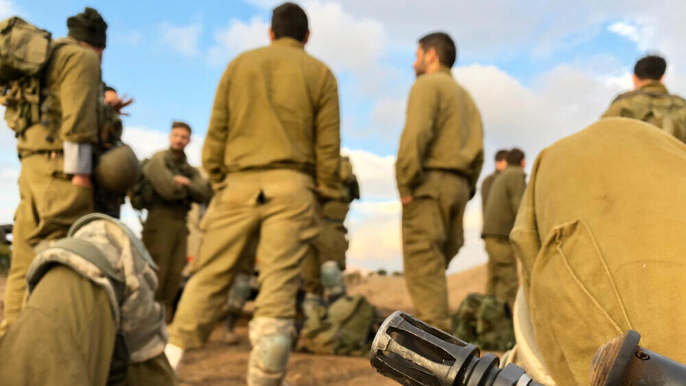 אילוס חיילים מילואים מילואימניקים
