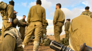 אילוס חיילים מילואים מילואימניקים