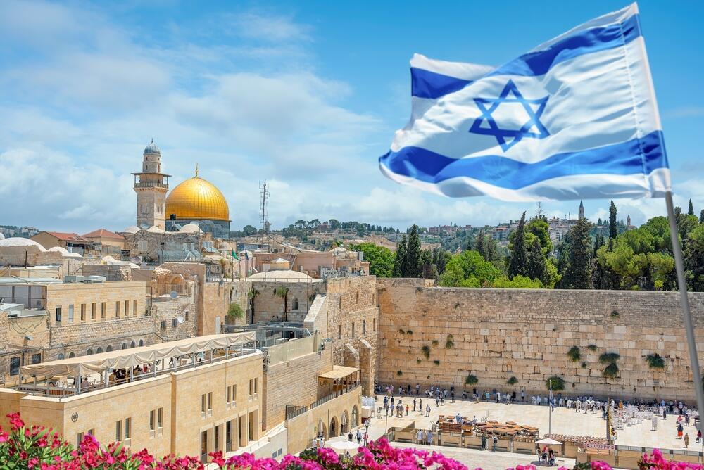 הכותל המערבי על רקע כיפת הסלע
