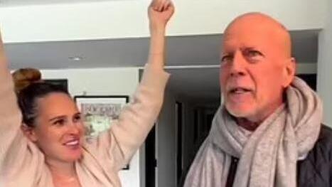 ברוס וויליס יום הולדת רומר