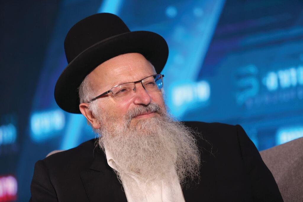 Rabbi Shmuel Eliyahu: 'You have to use the language they understand' (Photo: Alex Kolomoisky) הרב שמואל אליהו