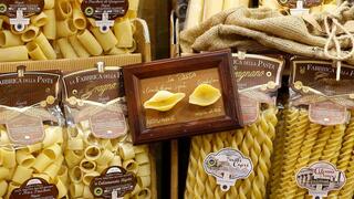 מגוון מוצרי פסטה באיטליה