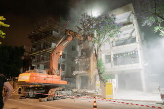 הריסת מבנה ברחוב בלוך בתל אביב במסגרת תמ"א 38/2 