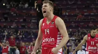 סשה וזנקוב רותח