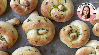 בקלי קלות: מיני לחמניות שום