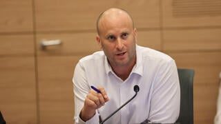 יצחק קרויזר בוועדת החוץ והביטחון