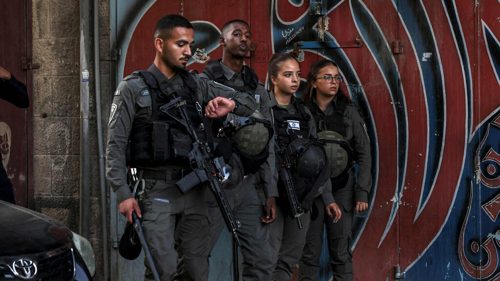 עימותים בין מפגינים נגד צה"ל למשטרה בירושלים