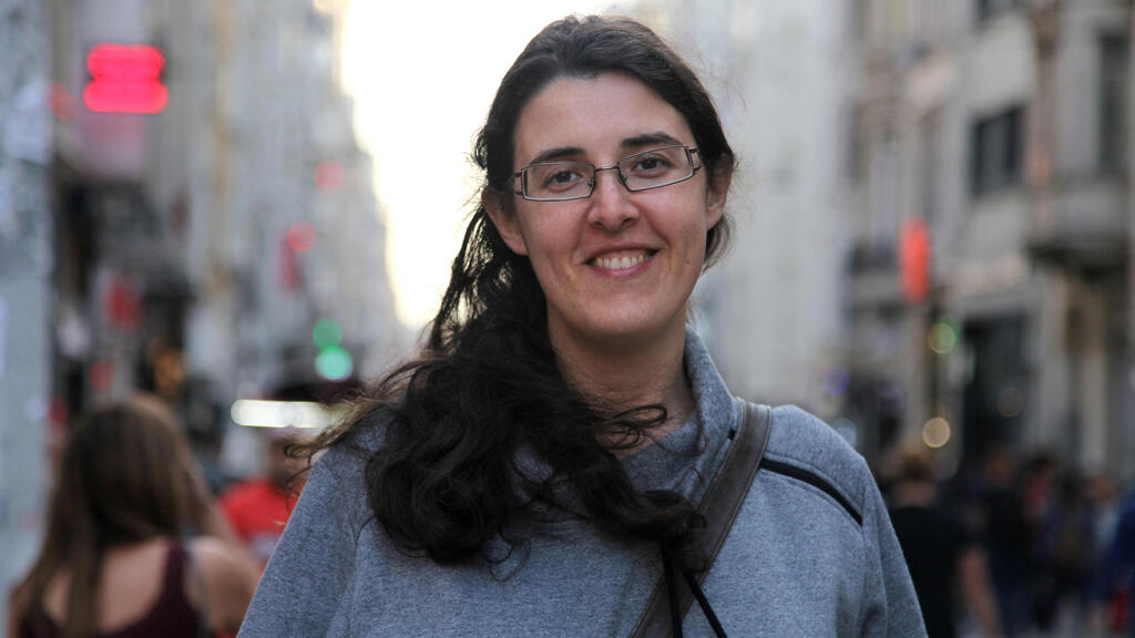 אליזבט צורקוב  